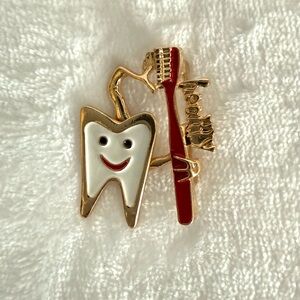 Tooth and Toothbrush Enamel Goldtone Brooch Pin NWOT